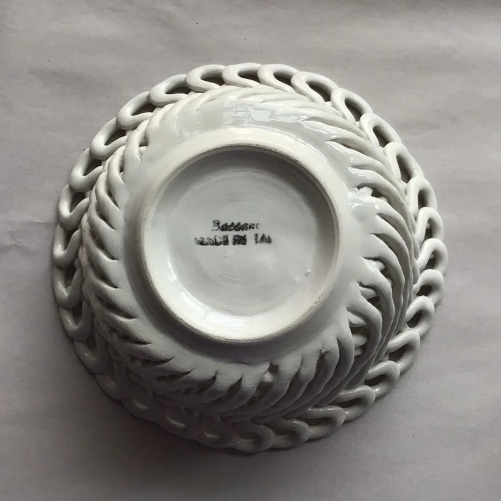 Trinket basket, vintage